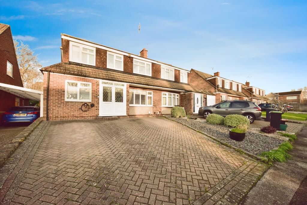 Main image of property: Acorn Grove, Aylesford, ME20