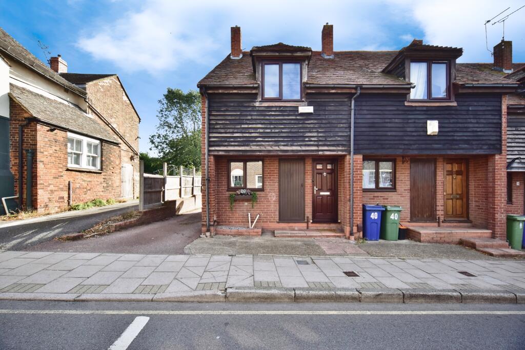 Main image of property: High Street, Sittingbourne, ME10