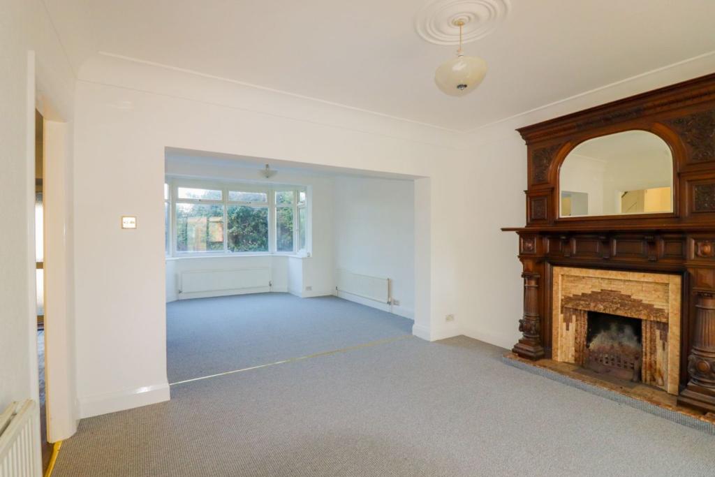 7 bedroom detached house for sale in Goodwin Road, Ramsgate, CT11