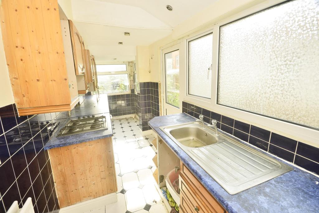 2 bedroom terraced house for sale in Garden Road, Folkestone, CT19