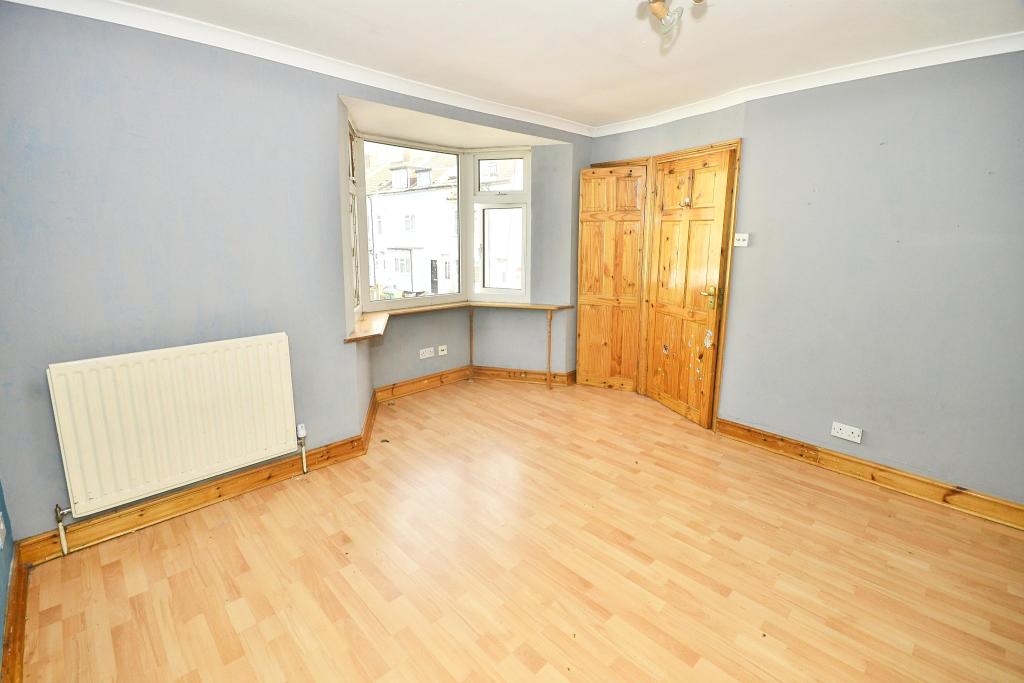 2 bedroom terraced house for sale in Garden Road, Folkestone, CT19