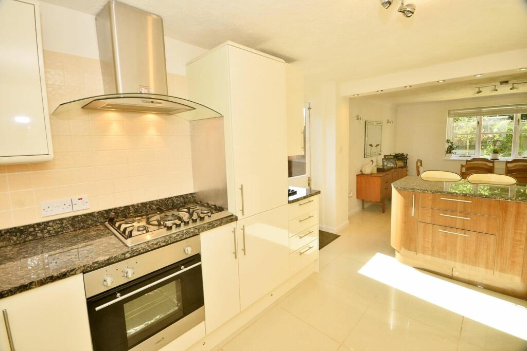 Additional property image - Wealdhurst Park, Broadstairs, CT10