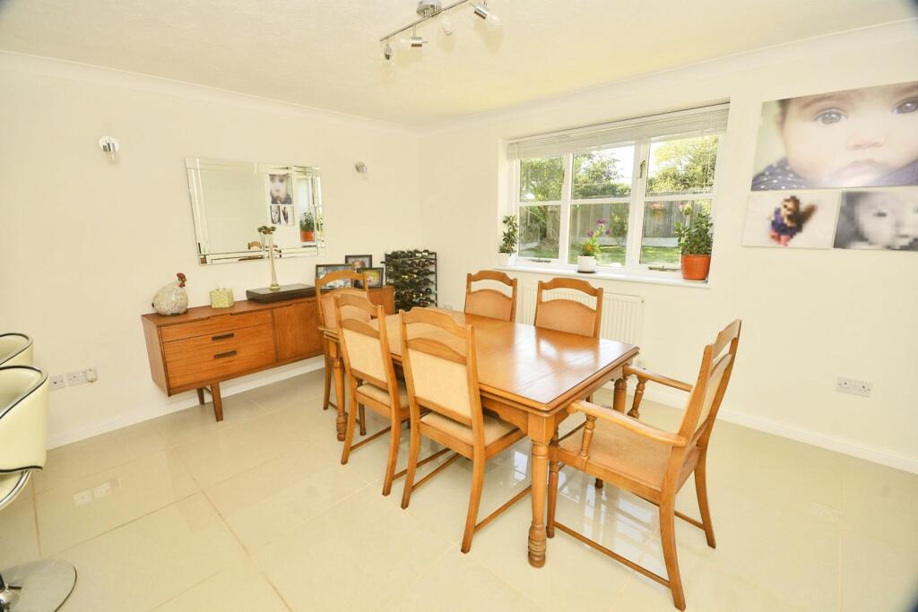 Additional property image - Wealdhurst Park, Broadstairs, CT10
