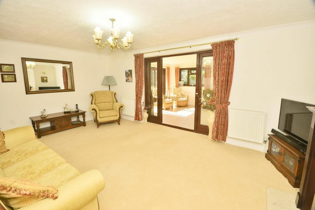Additional property image - Wealdhurst Park, Broadstairs, CT10