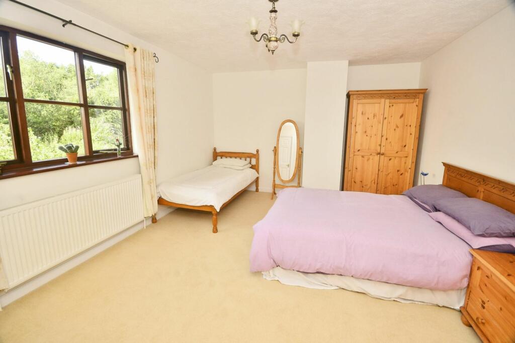 Additional property image - Wealdhurst Park, Broadstairs, CT10