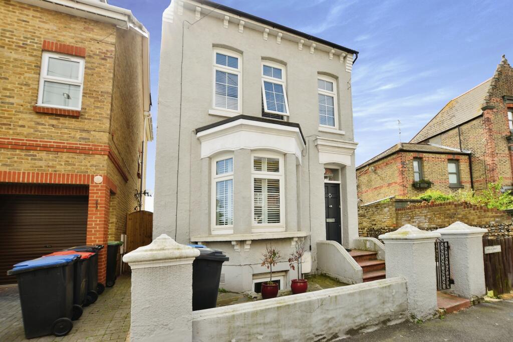 4 bedroom detached house for sale in South Eastern Road, Ramsgate, CT11