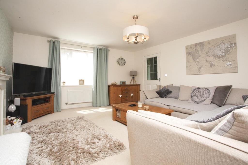 4 bedroom detached house for sale in Swan Close, Bermuda Park, Nuneaton