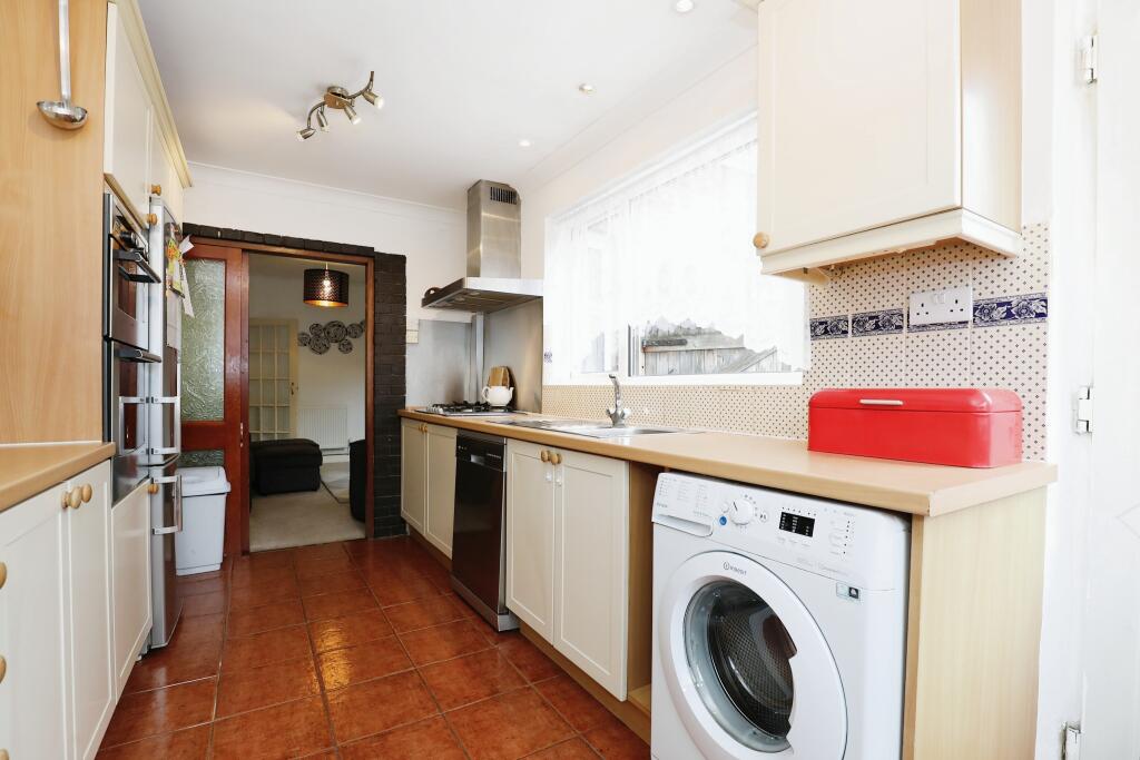 Additional property image - Acacia Grove, Rugby, CV21