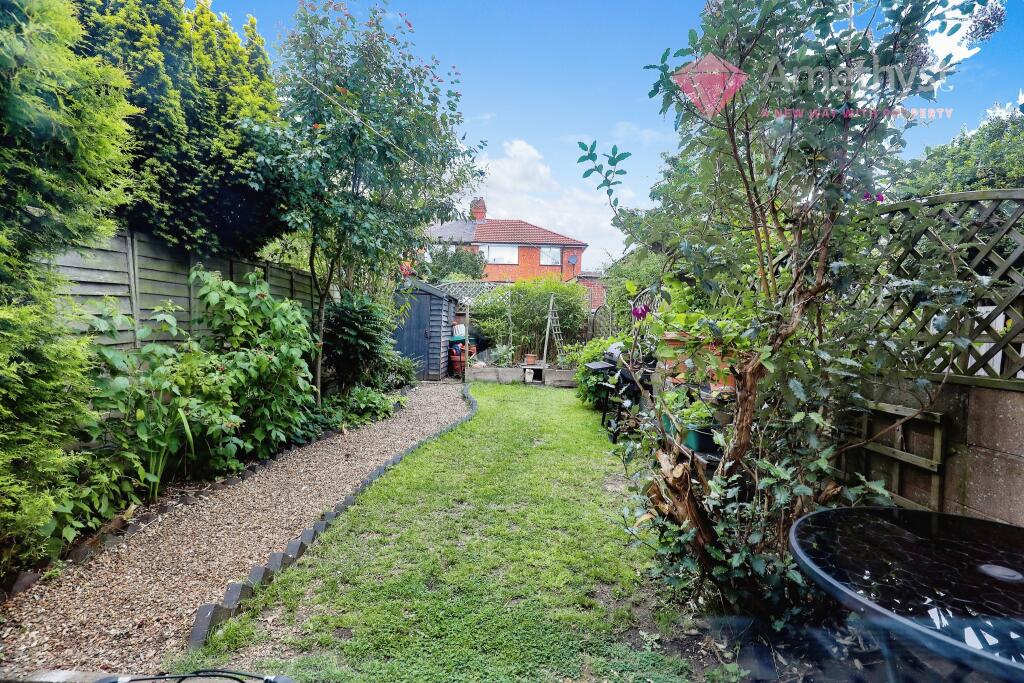 Additional property image - Acacia Grove, Rugby, CV21