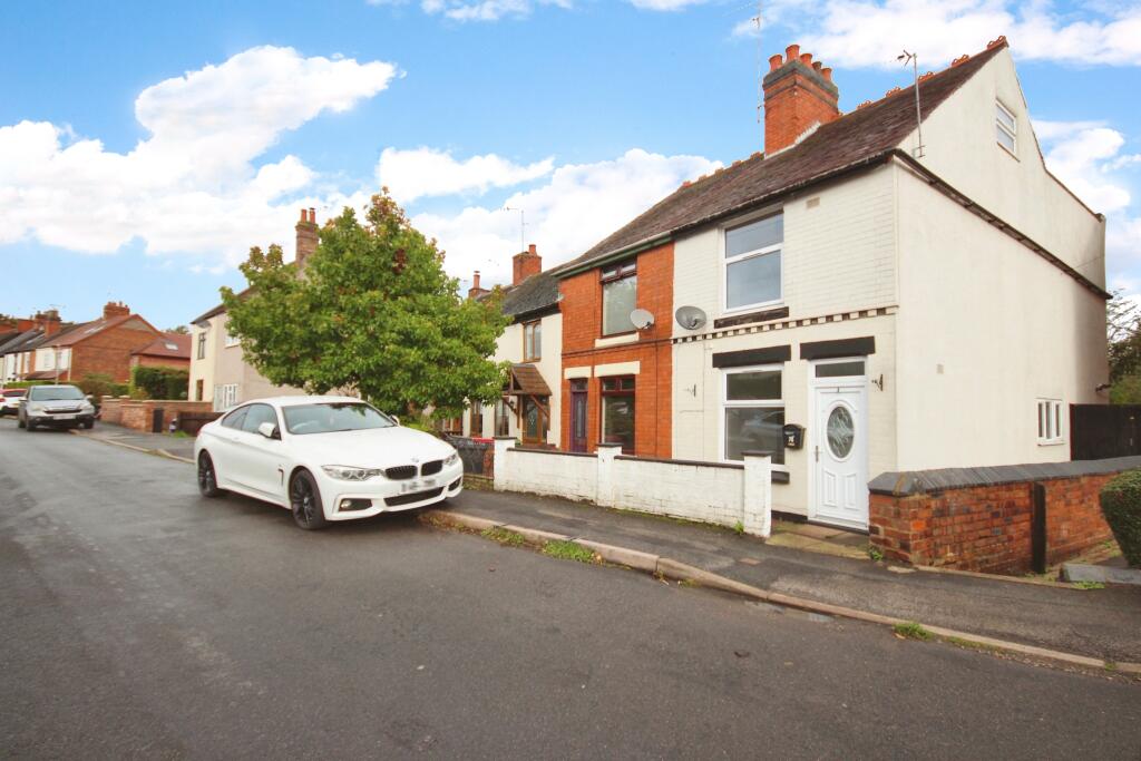 2 bedroom terraced house for sale in Oldbury Road, Nuneaton, CV10