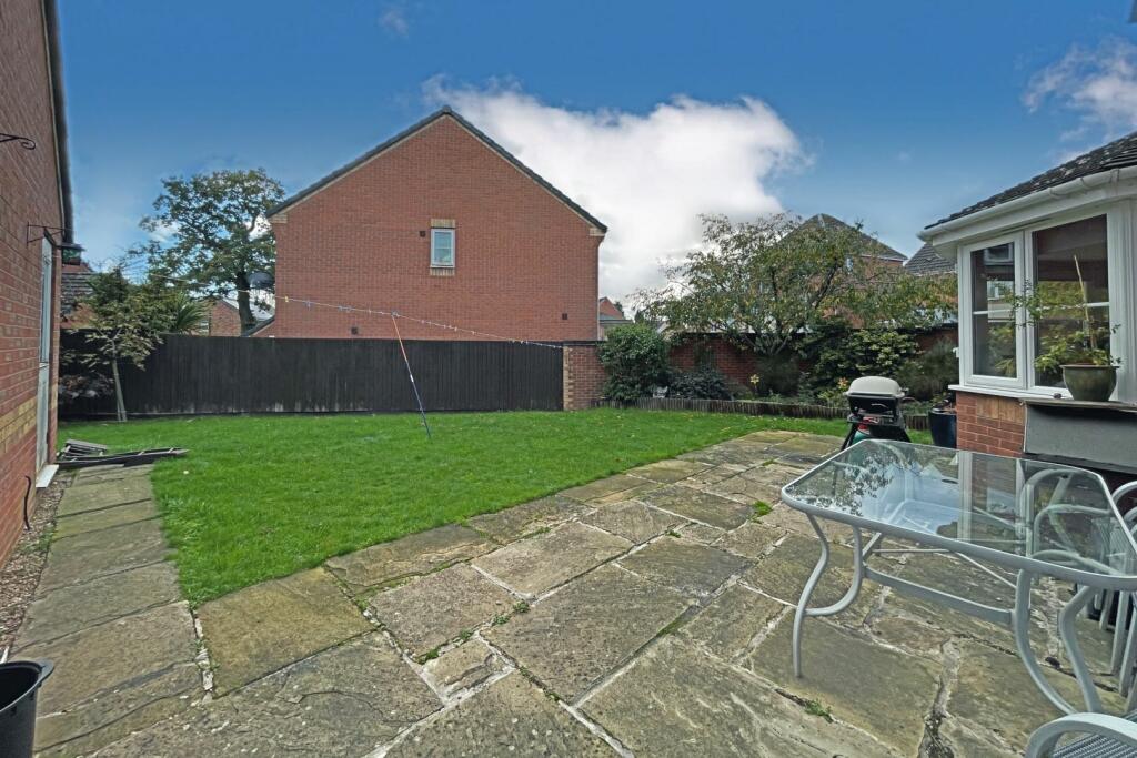 Additional property image - Daffodil Drive, Bedworth, CV12
