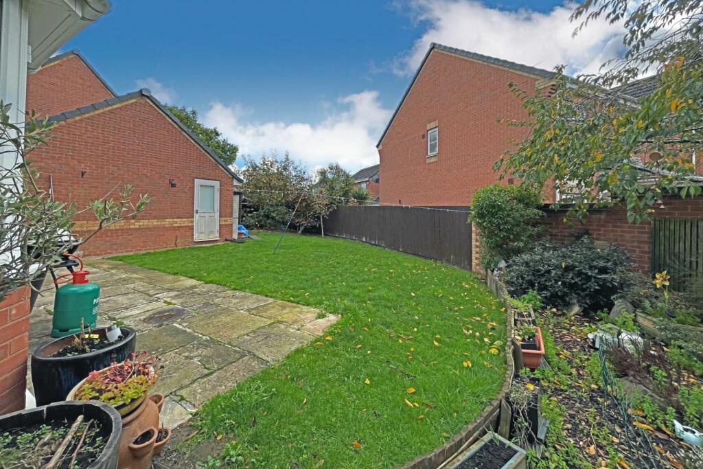 Additional property image - Daffodil Drive, Bedworth, CV12