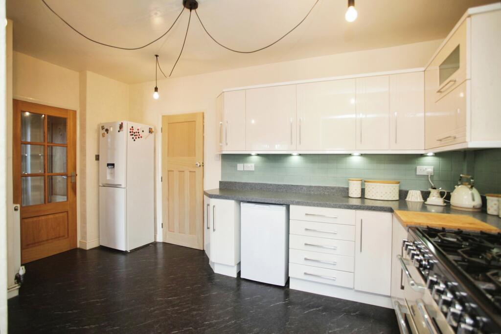 Additional property image - Station Road, Nuneaton, CV13