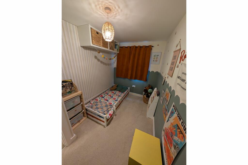 Additional property image - Swift Gardens, Southam, CV47