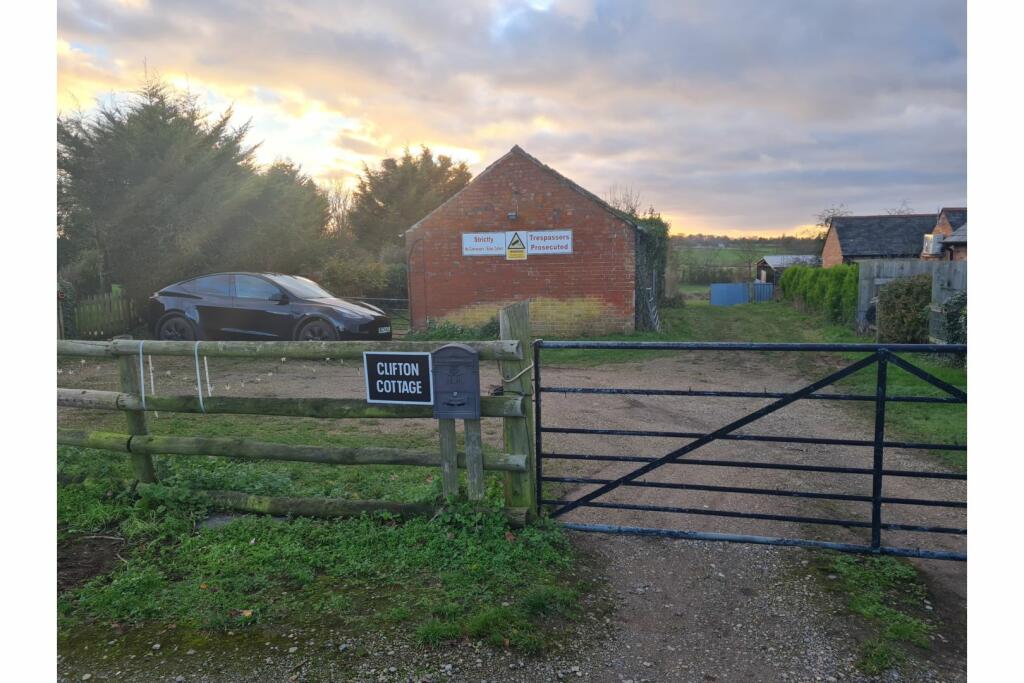 Additional property image - Dunsmore Stud, Rugby, CV23