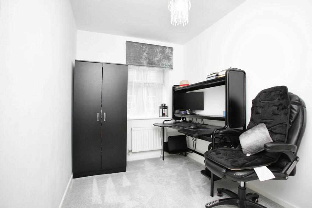 Additional property image - Silken Court, Nuneaton, CV11
