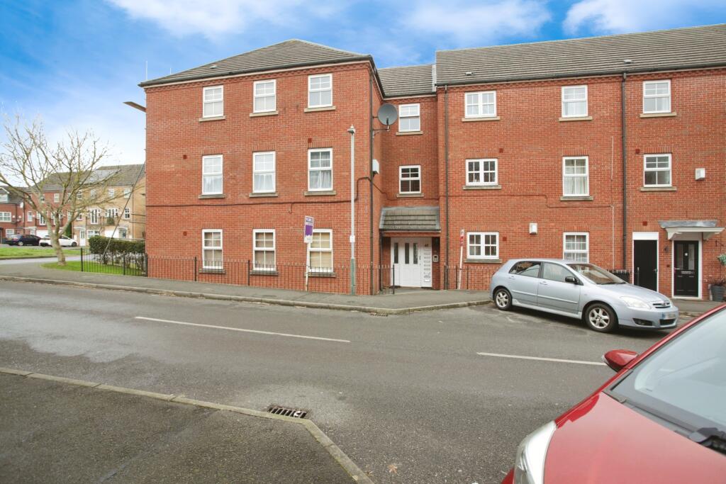 Additional property image - Silken Court, Nuneaton, CV11