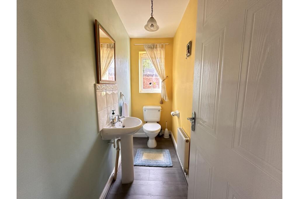 Additional property image - Shylock Grove, Heathcote, Warwick, CV34