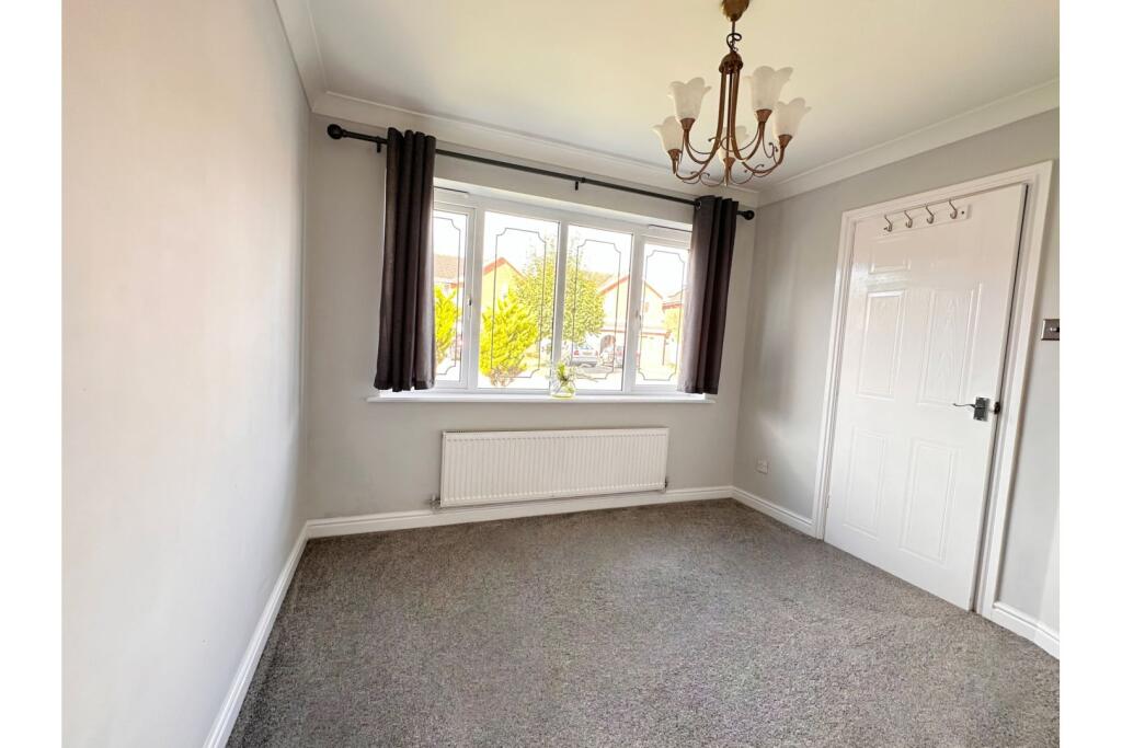 Additional property image - Shylock Grove, Heathcote, Warwick, CV34