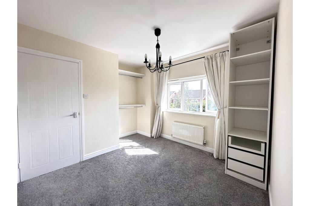 Additional property image - Shylock Grove, Heathcote, Warwick, CV34
