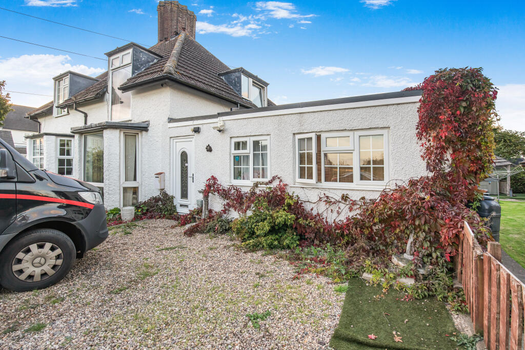 Main image of property: Far Coton, Market Bosworth, CV13