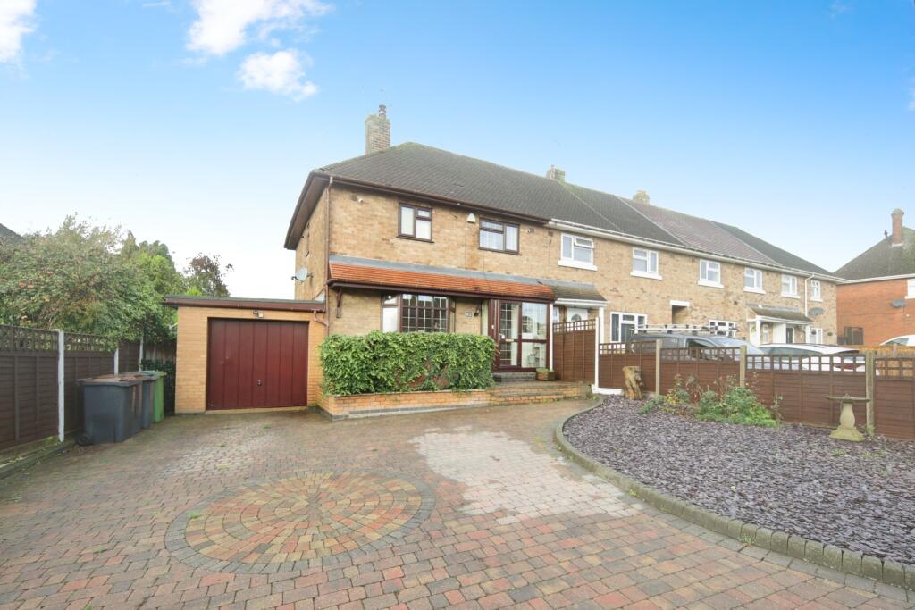 Main image of property: Pine Tree Road, Bedworth, CV12