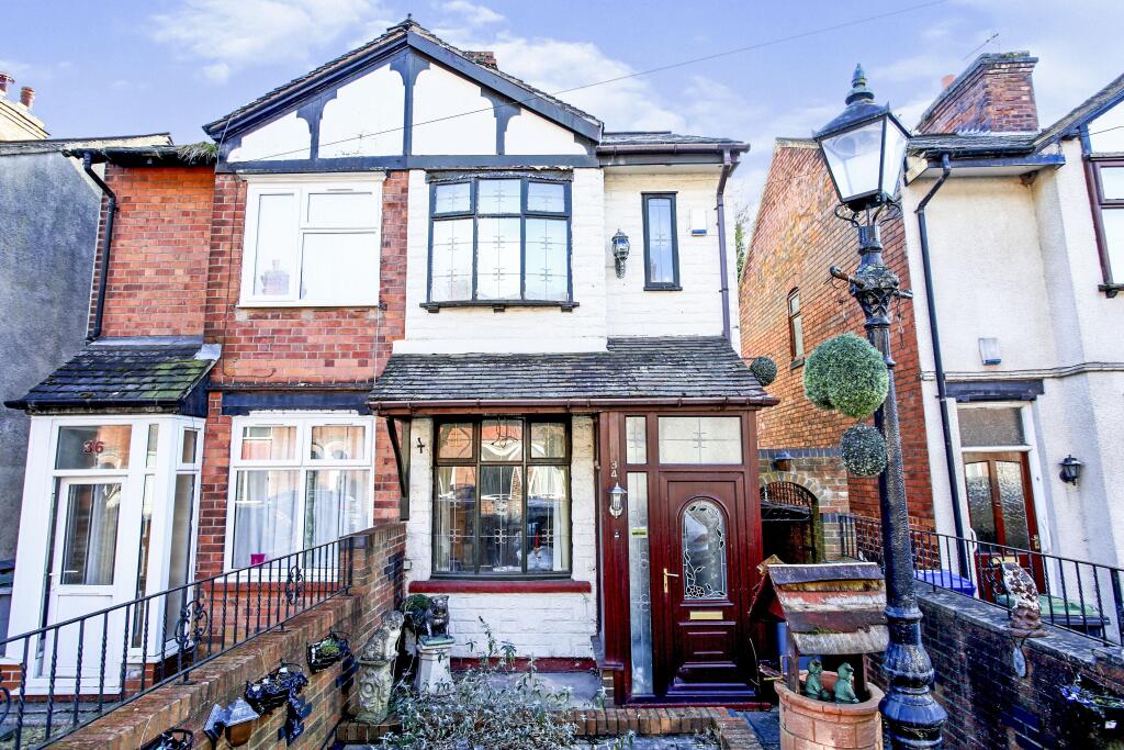 2 bedroom semi-detached house for sale in Cotesheath Street, Joiner's Square, Stoke-on-Trent, ST1