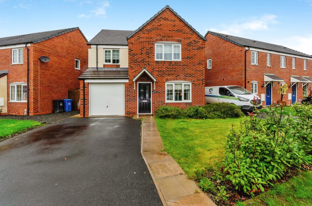 4 bedroom detached house for sale in Montague Crescent, Penkridge, ST19