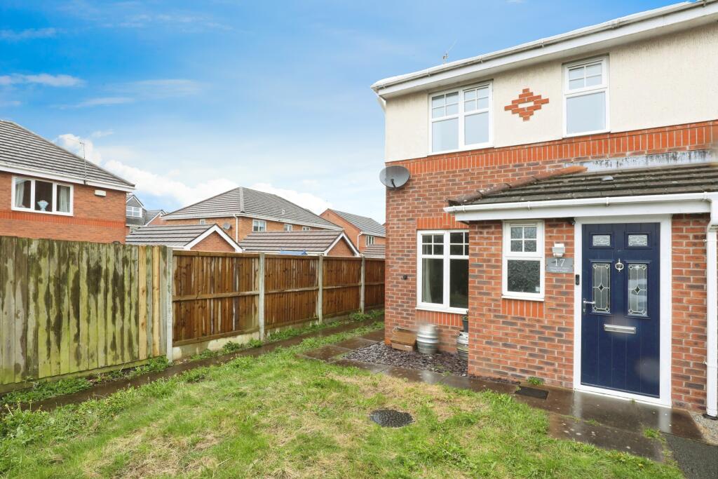 2 bedroom end of terrace house for sale in Watermeet Grove, Etruria, Stoke-on-Trent, ST1