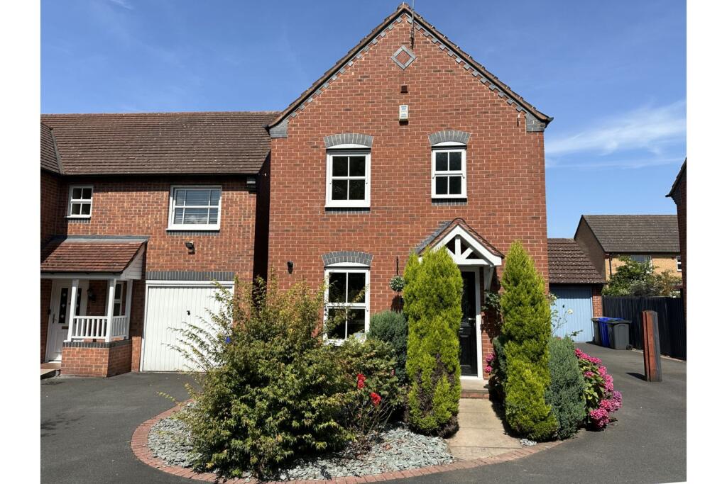 Main image of property: Ovaldene Way, Stoke-on-Trent, ST4
