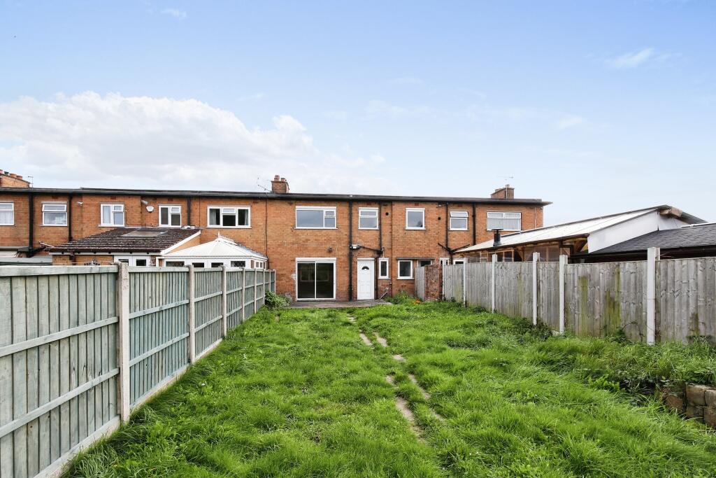 4 bedroom town house for sale in Woodside Avenue, Alsager, Stokeon