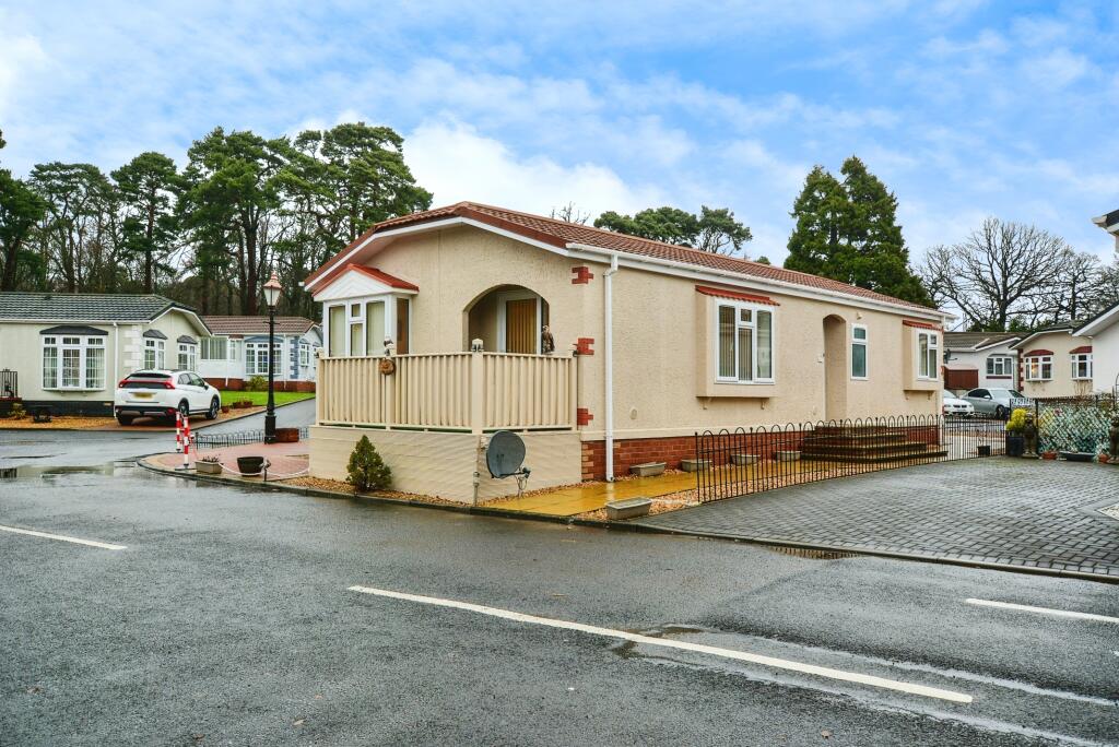 2 bedroom park home for sale in Dunnikier Way, Kirkcaldy, KY1