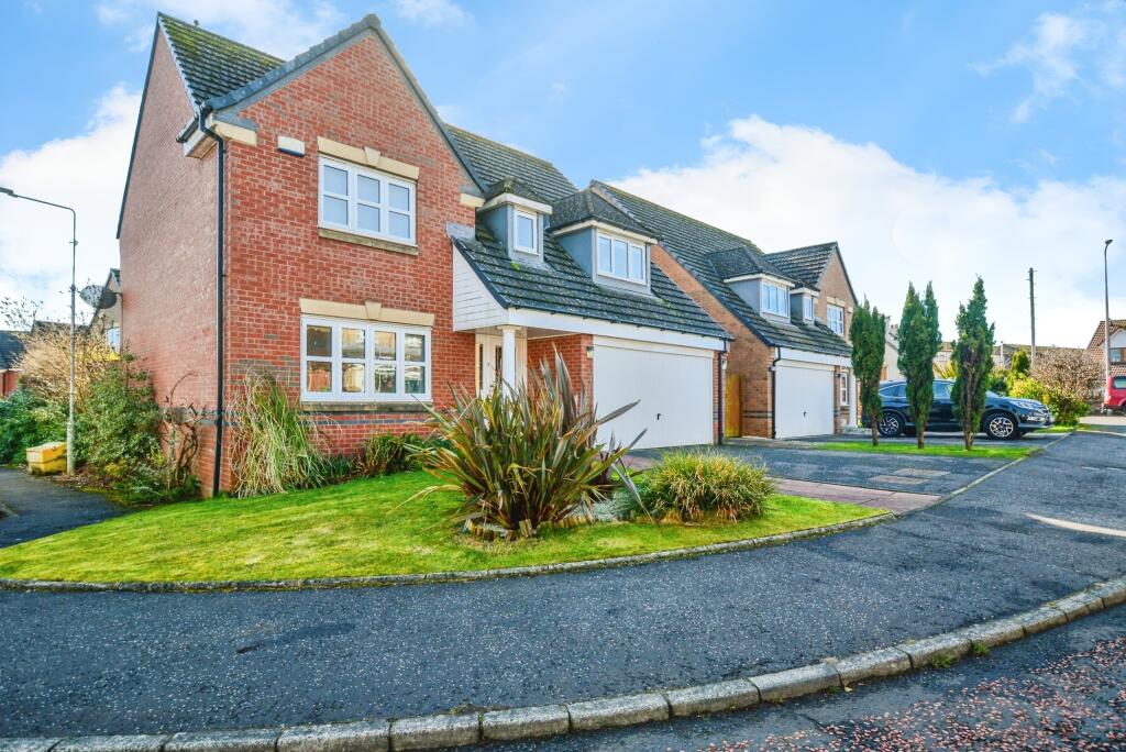 5 bedroom detached house for sale in Dean Park Brae, Kirkcaldy, KY2