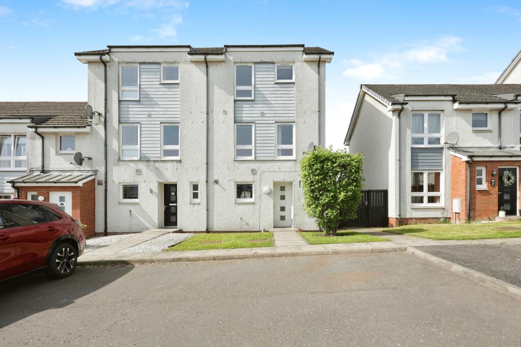 Main image of property: Norway Gardens, Dunfermline, KY11