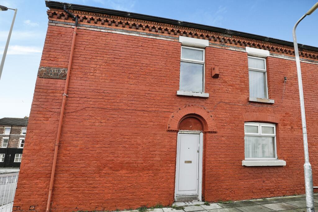 3 bedroom end of terrace house for sale in David Street, Liverpool, L8