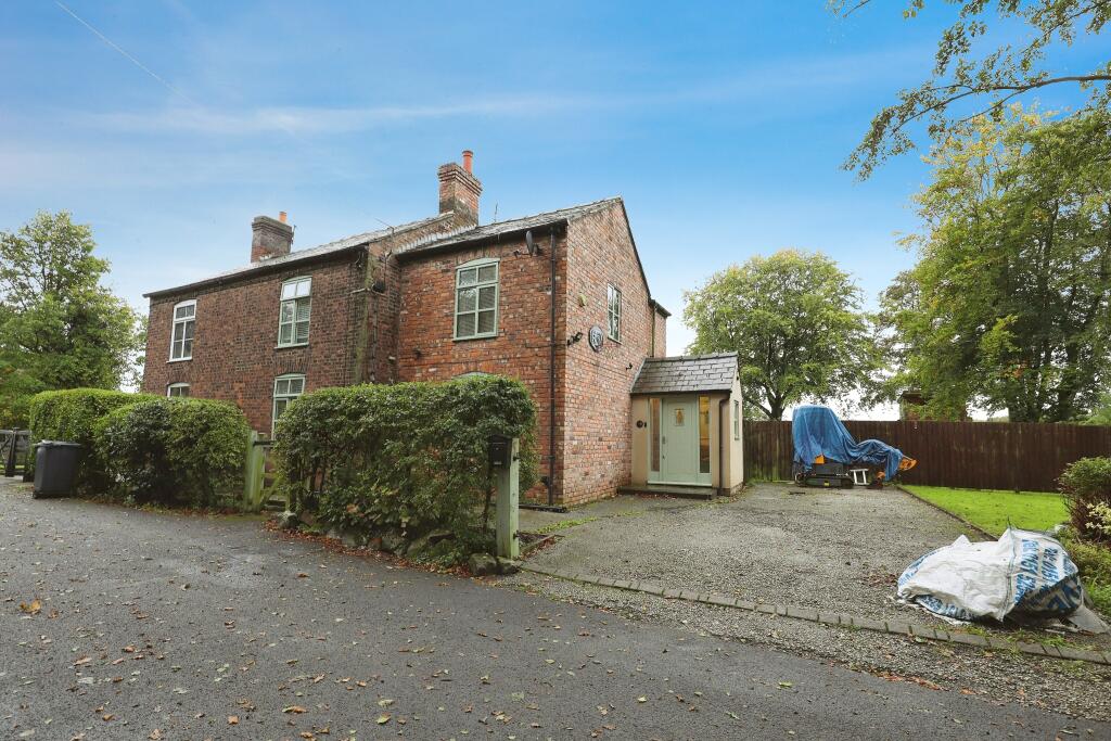 4 bedroom semidetached house for sale in Old Mill Lane, Prescot, L34