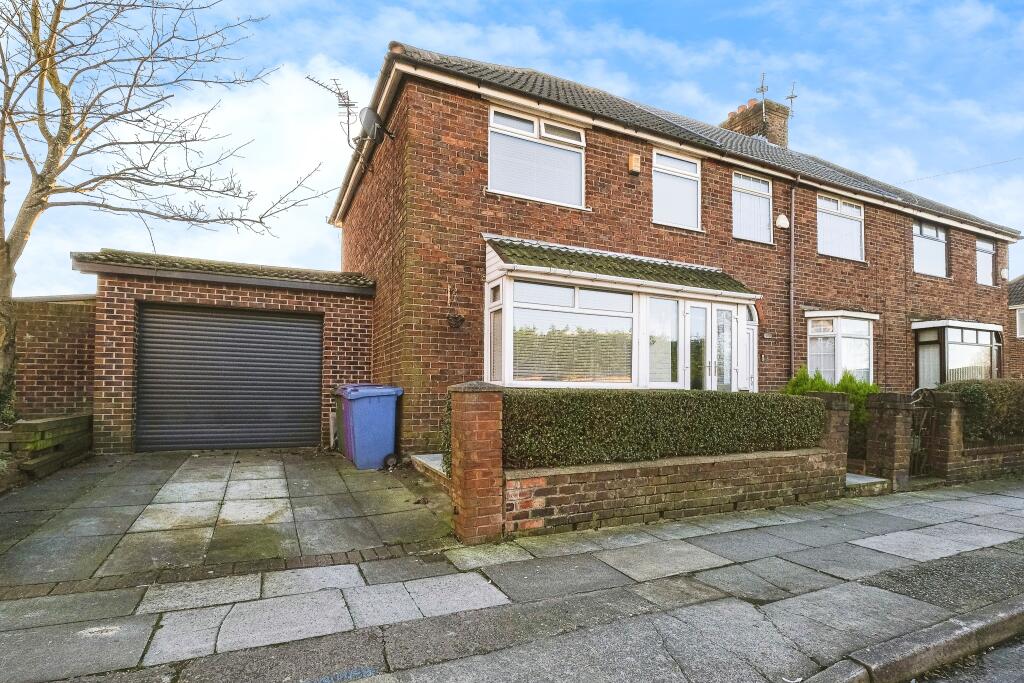 3 bedroom semidetached house for sale in Binns Road, Liverpool, L13