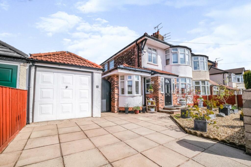 3 bedroom semidetached house for sale in Clandon Road, Liverpool, L18