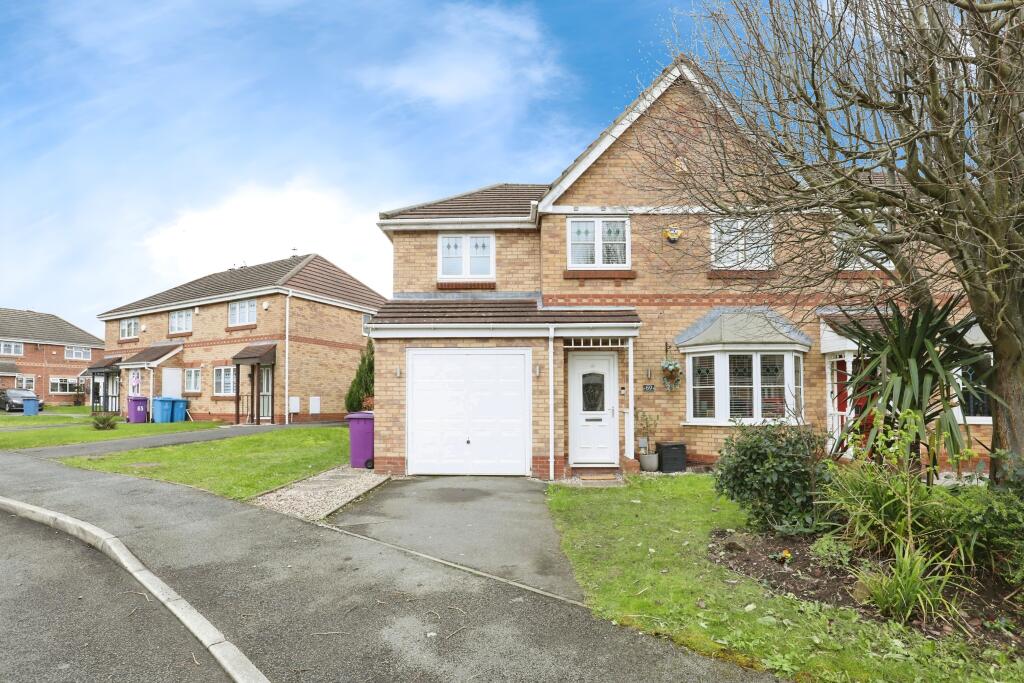 4 bedroom semidetached house for sale in Riviera Drive, Liverpool, L11