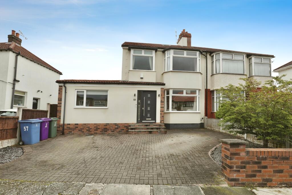 4 bedroom semidetached house for sale in South Mossley Hill Road
