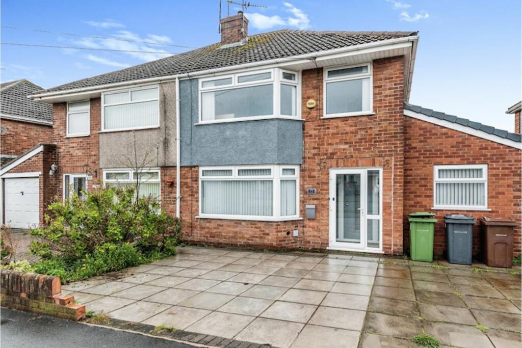 4 bedroom semidetached house for sale in Eastway, Liverpool, L31