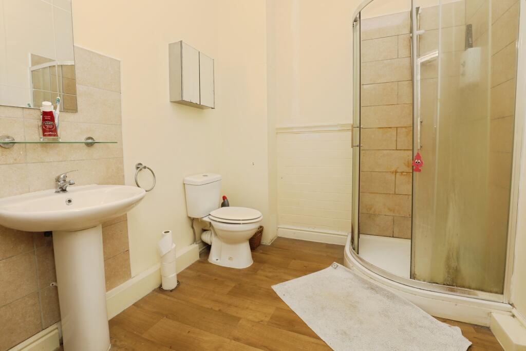Main image of property: Wellington street, Liverpool, L19