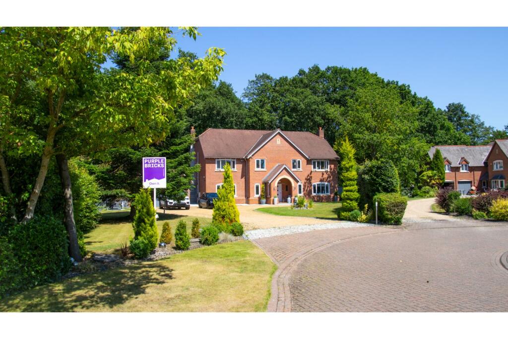 Main image of property: Springwood Drive, Ormskirk, L40