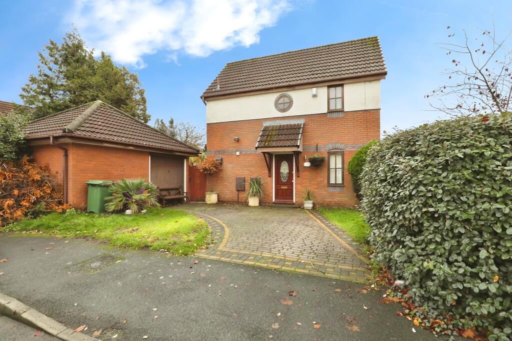 3 bedroom semi-detached house