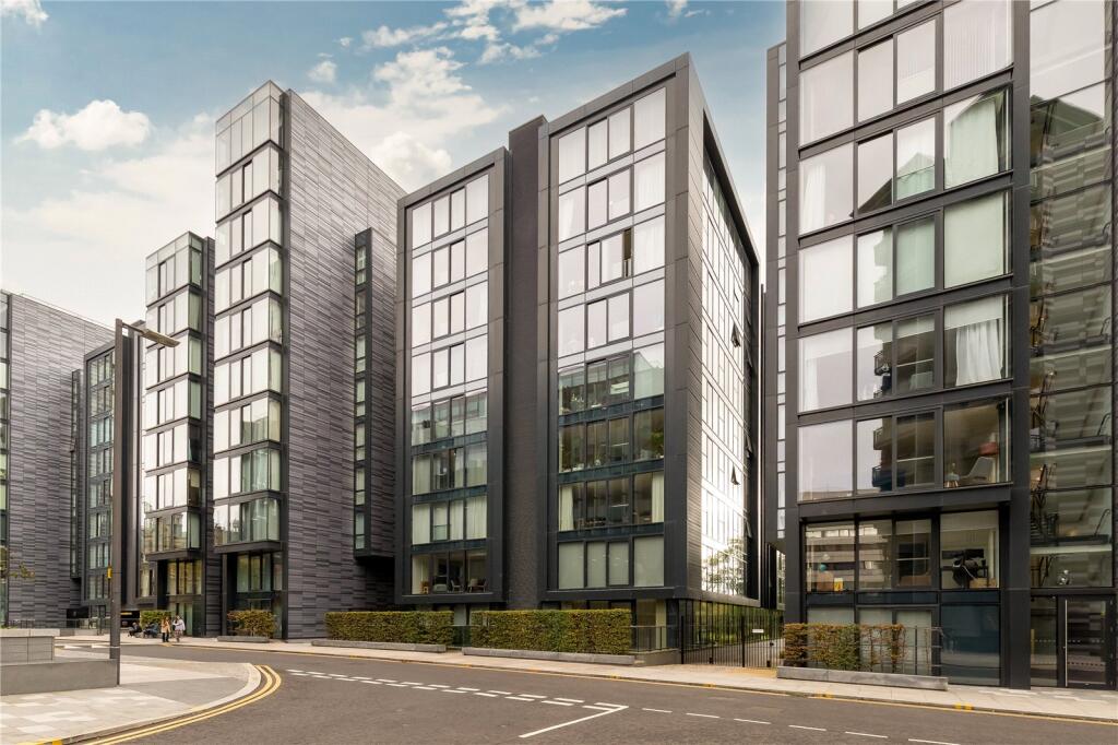 Main image of property: Simpson Loan, Edinburgh, Midlothian, EH3