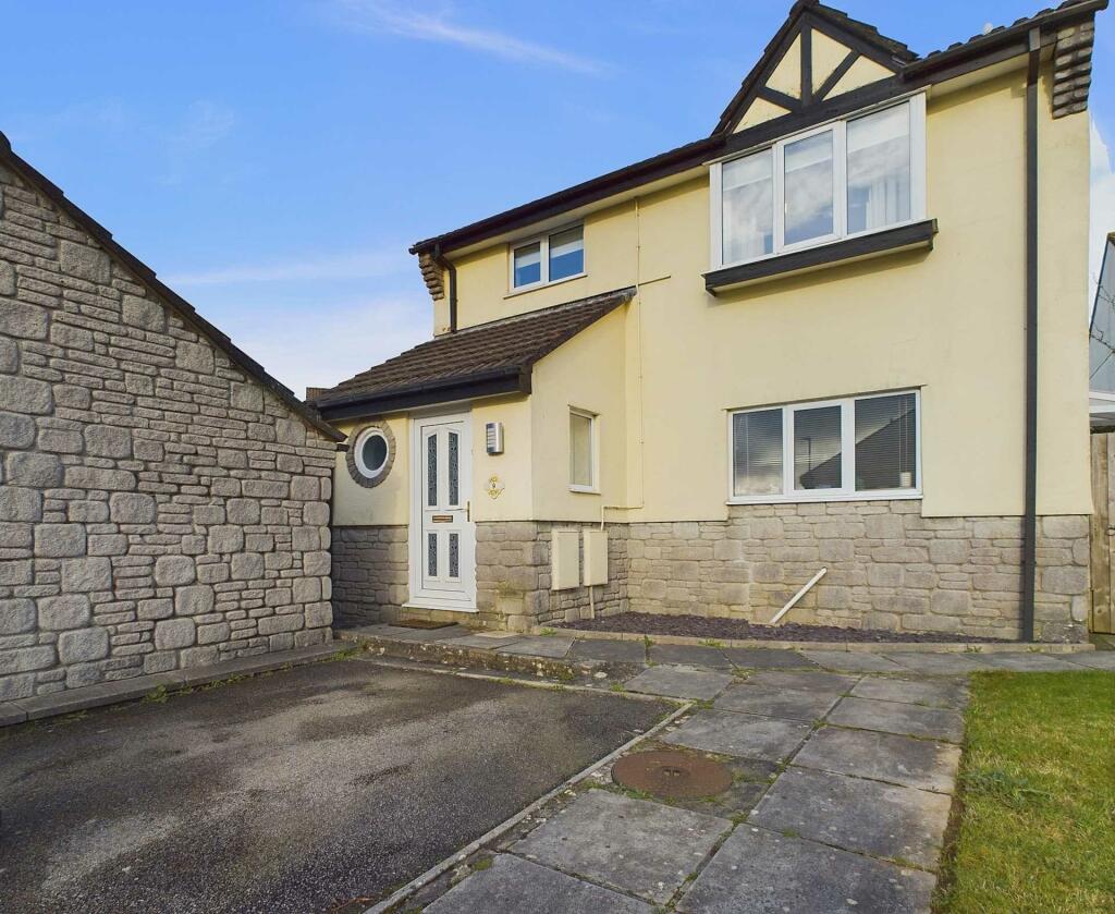 4 bedroom house for sale in Amble Road, Callington, PL17