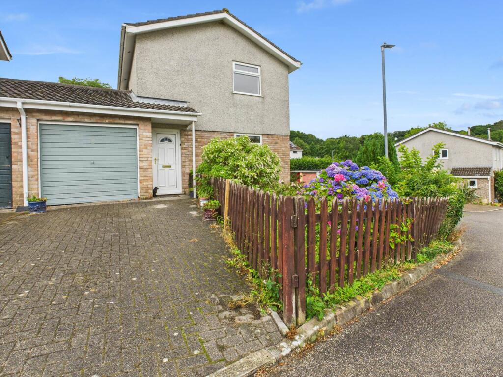 Main image of property: Harrowbarrow, Callington