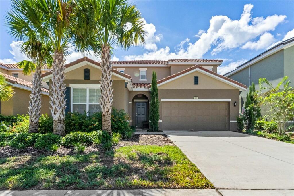 6 bedroom Detached house in Florida, Polk County...