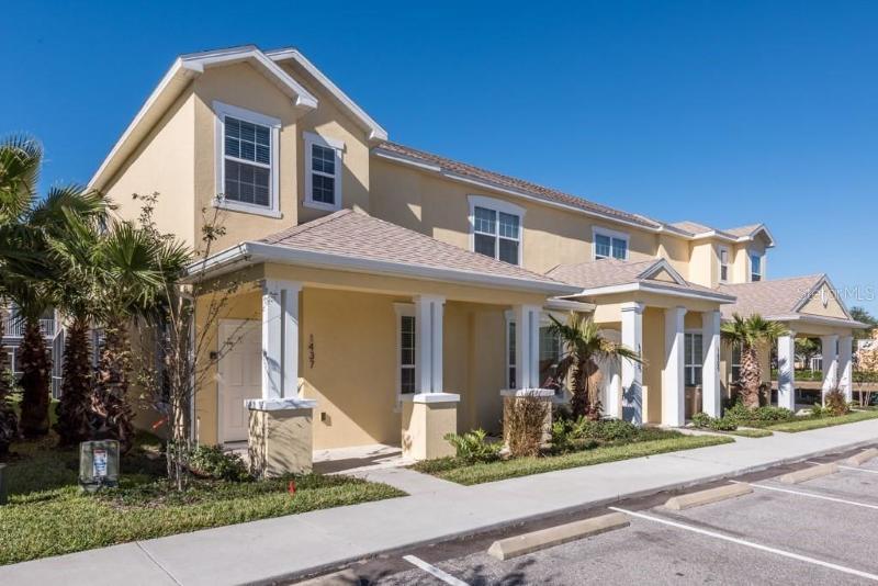 3 bedroom town house for sale in 1437 Retreat Circle, Clermont, Florida
