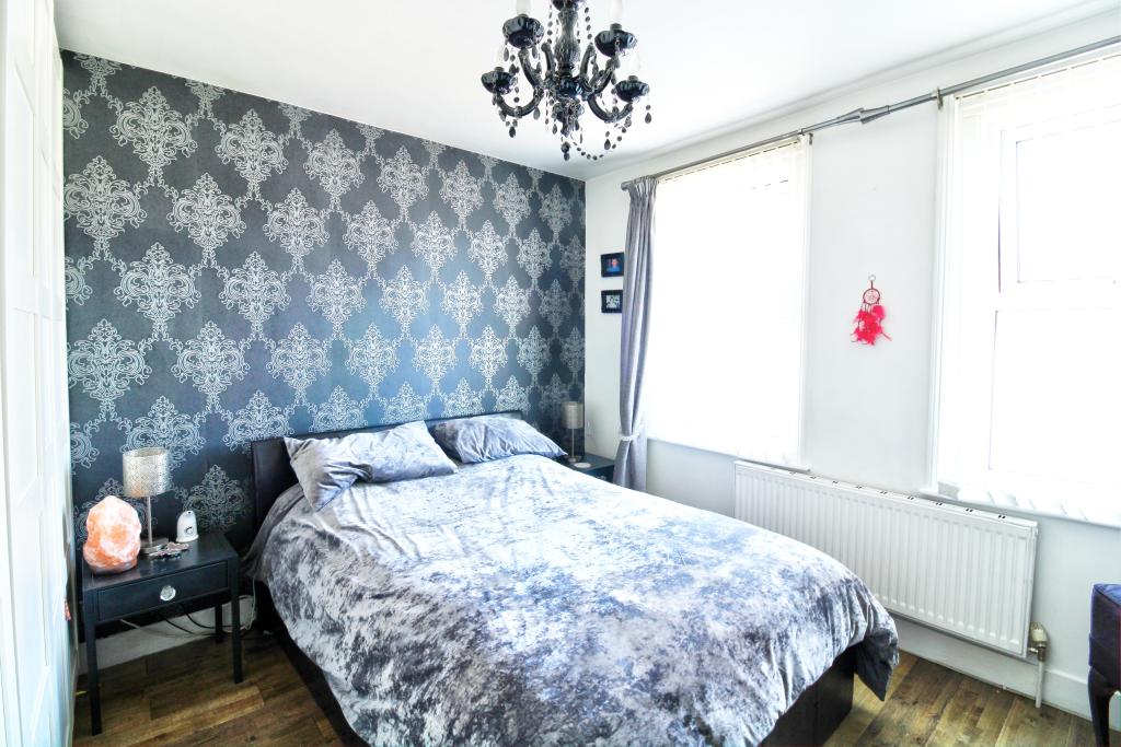 3 bedroom semidetached house for sale in Bournemouth Road, Chandlers Ford, SO53